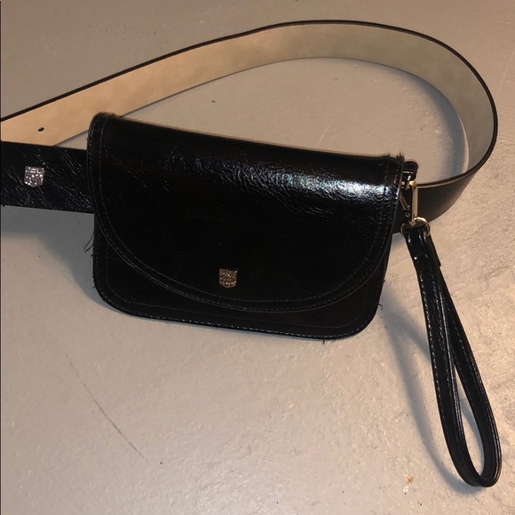 vince camuto fanny pack